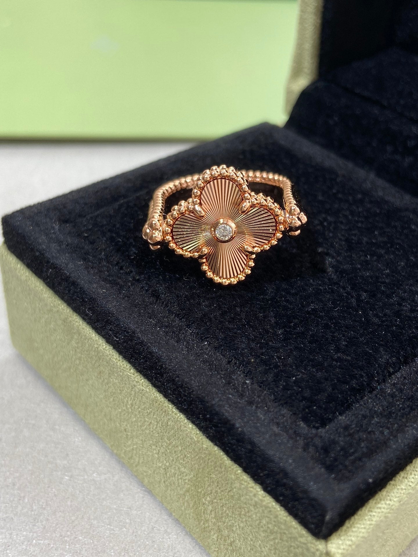 CLOVER RIVERSIBLE ROSE GOLD RING