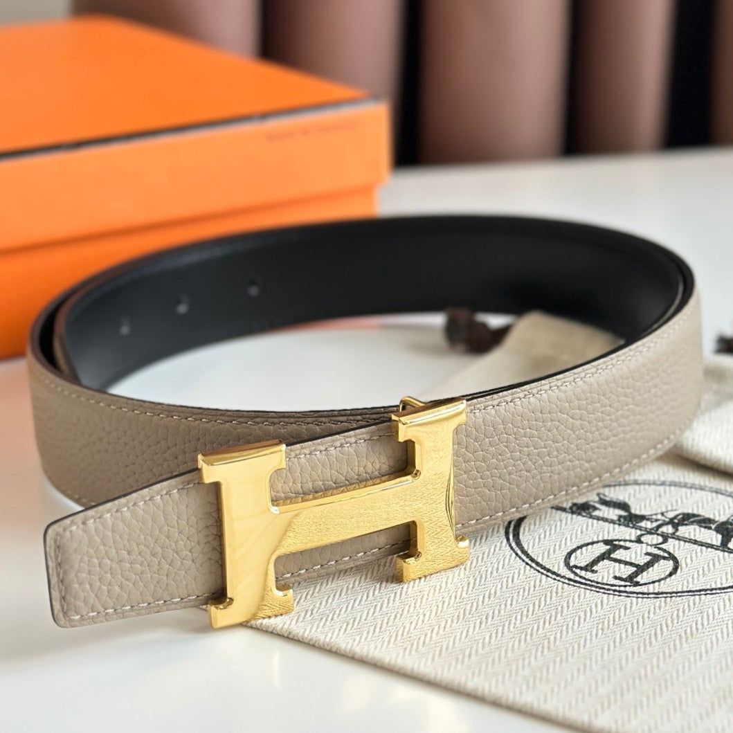 HELENE H REVERSIBLE LEATHER BELT — BEIGE & BLACK (GOLD HARDWARE, 32MM)