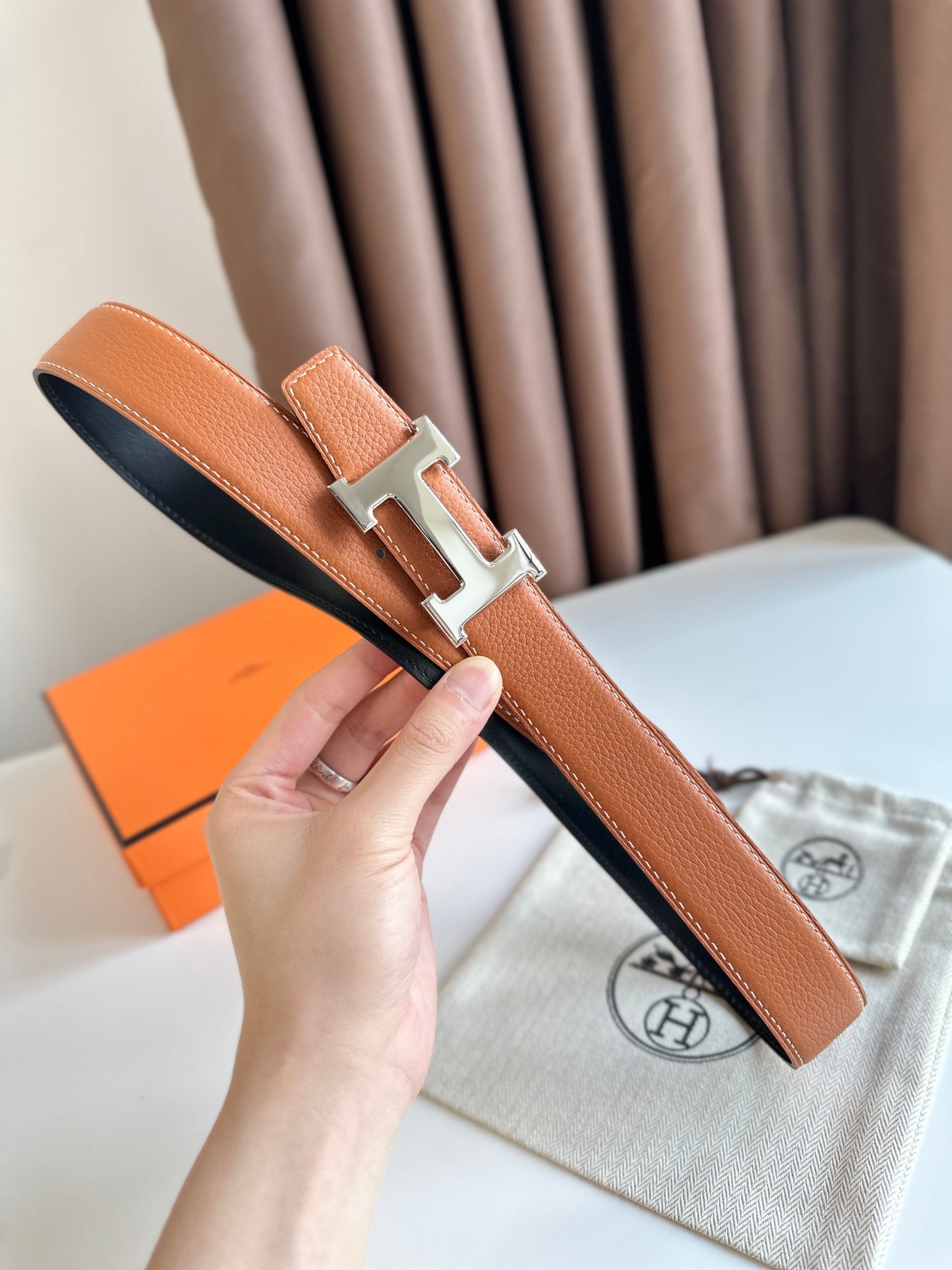 HELENE H REVERSIBLE LEATHER BELT — BROWN & BLACK (SILVER HARDWARE, 32MM)