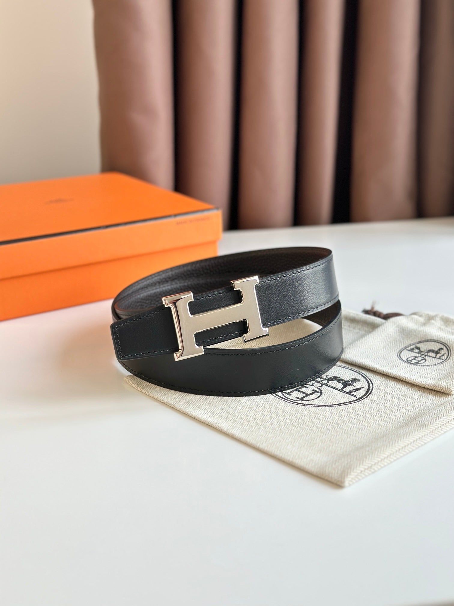 HELENE H REVERSIBLE LEATHER BELT — BLACK & EBONY (SILVER HARDWARE, 32MM)