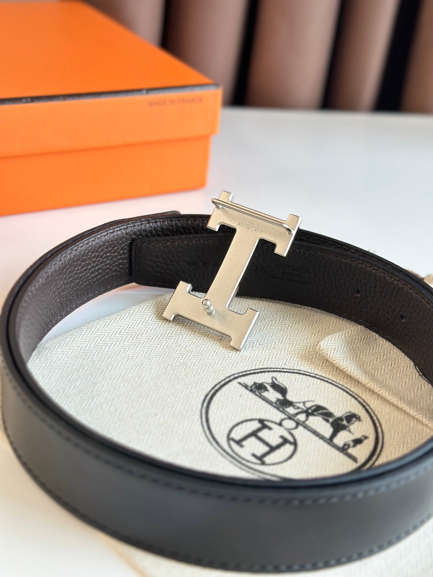 HELENE H REVERSIBLE LEATHER BELT — BLACK & EBONY (SILVER HARDWARE, 32MM)