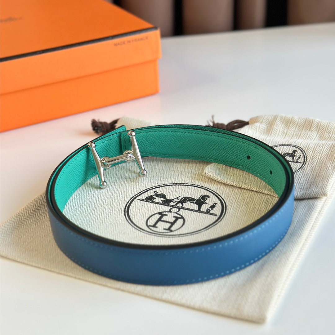 HELENE MORS H REVERSIBLE LEATHER BELT — BLUE & GREEN (SILVER HARDWARE, 24MM)