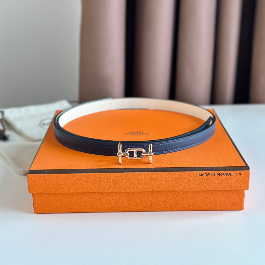 HELENE ANCRE REVERSIBLE LEATHER BELT — WHITE & NAVY BLUE (GOLD HARDWARE)