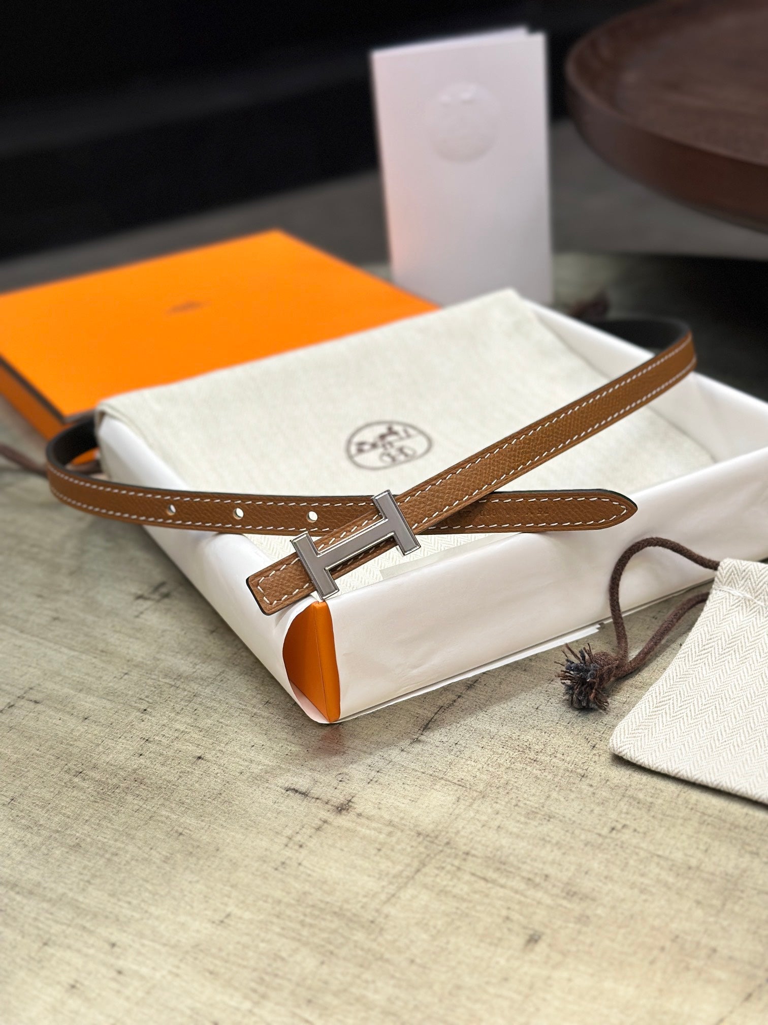 HELENE FOCUS REVERSIBLE LEATHER BELT — TAWNY BROWN & BLACK (SILVER HARDWARE)