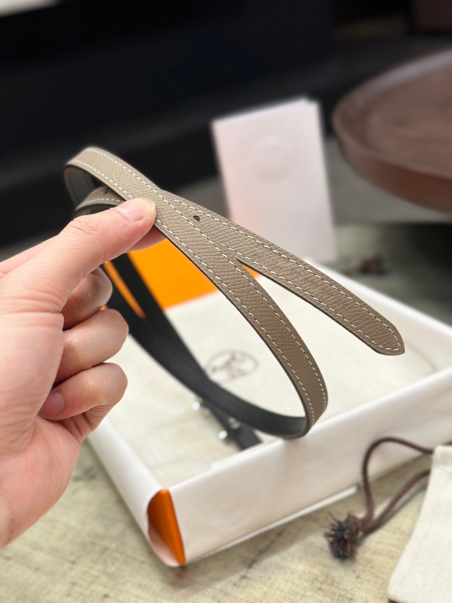 HELENE FOCUS REVERSIBLE LEATHER BELT — KHAKI BROWN & BLACK (SILVER HARDWARE)