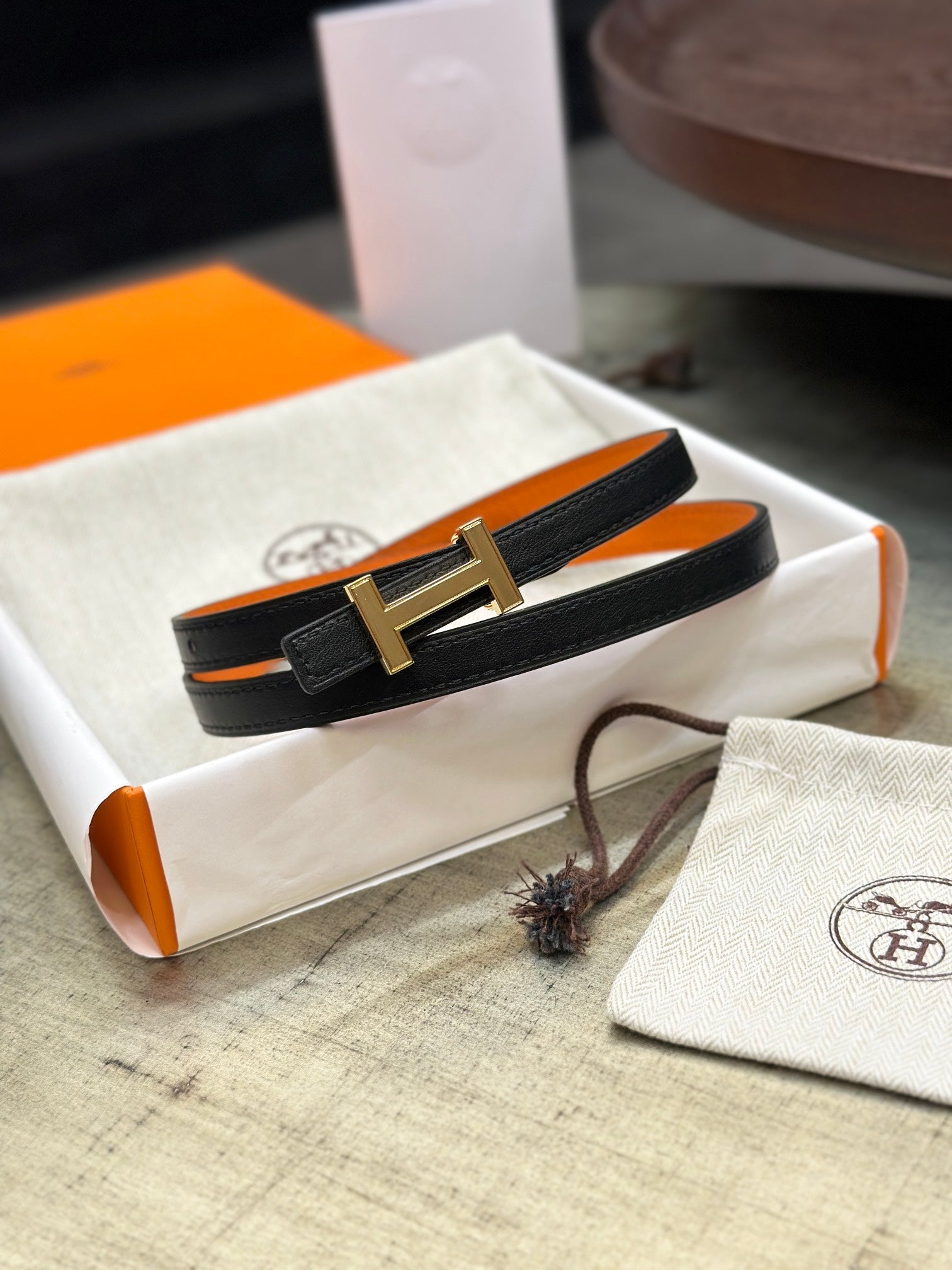 HELENE FOCUS REVERSIBLE LEATHER BELT — BLACK & ORANGE (GOLD HARDWARE)