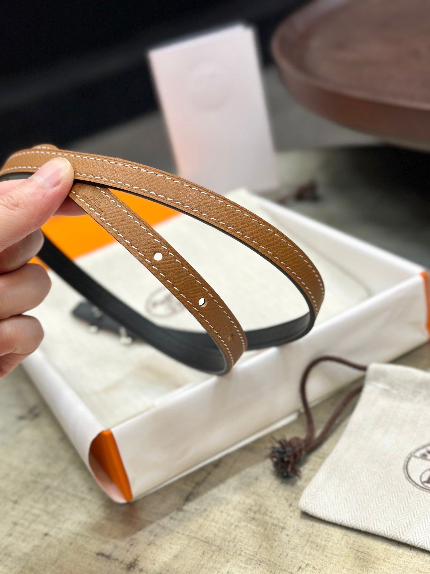 HELENE FOCUS REVERSIBLE LEATHER BELT — BLACK & TAWNY BROWN (COPPER HARDWARE)