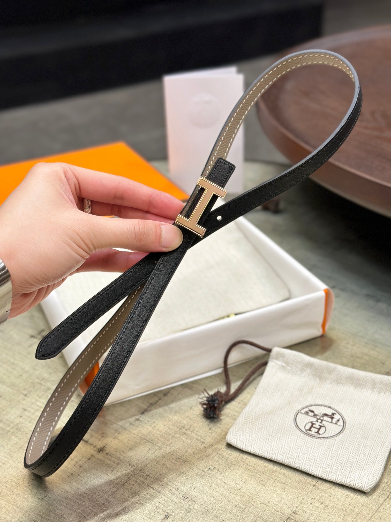 HELENE FOCUS REVERSIBLE LEATHER BELT — BLACK & CAMEL BROWN (COPPER HARDWARE)