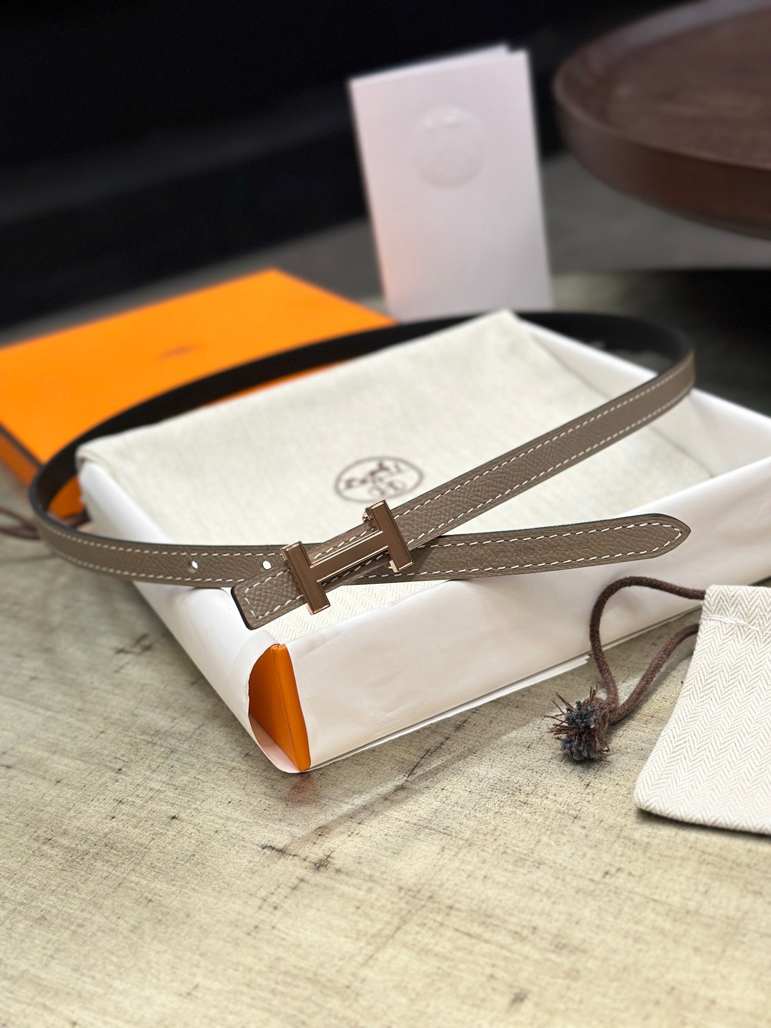 HELENE FOCUS REVERSIBLE LEATHER BELT — BLACK & CAMEL BROWN (COPPER HARDWARE)