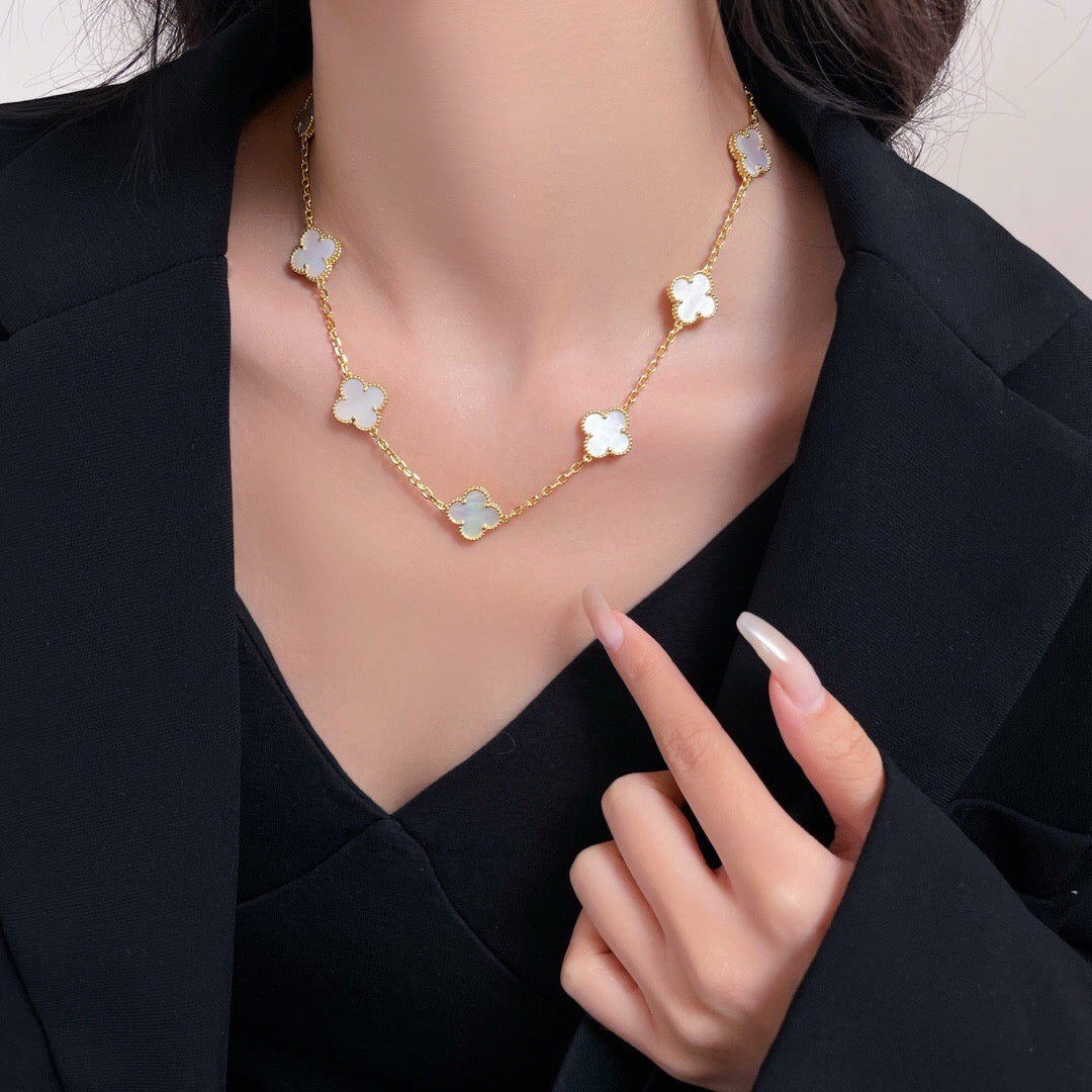 CLOVERS THE 10-MOTIFS WHITE MOTHER OF PEARL NECKLACE