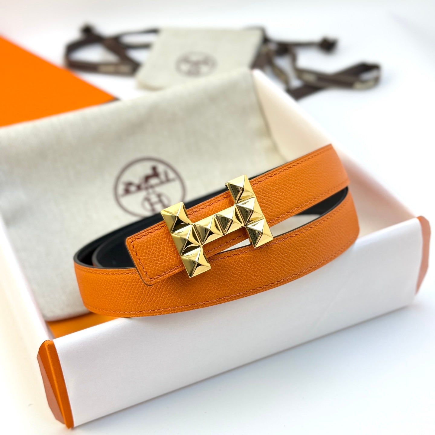 HELENE INFINI REVERSIBLE LEATHER BELT — ORANGE EPSOM (GOLD HARDWARE, 24MM)