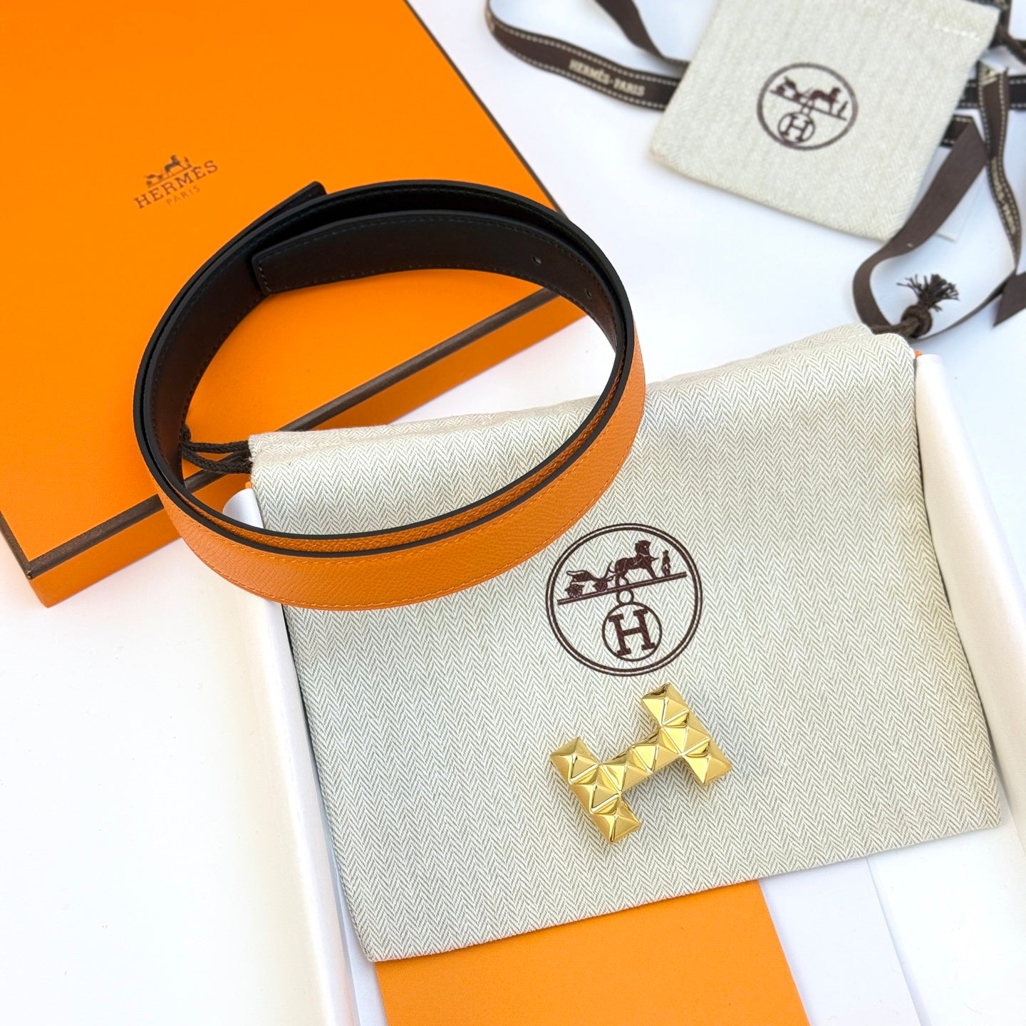 HELENE INFINI REVERSIBLE LEATHER BELT — ORANGE EPSOM (GOLD HARDWARE, 24MM)