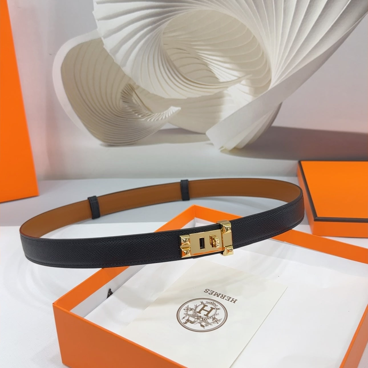 MAISON C.D.C. LEATHER BELT — BLACK EPSOM (GOLD HARDWARE, 30MM)