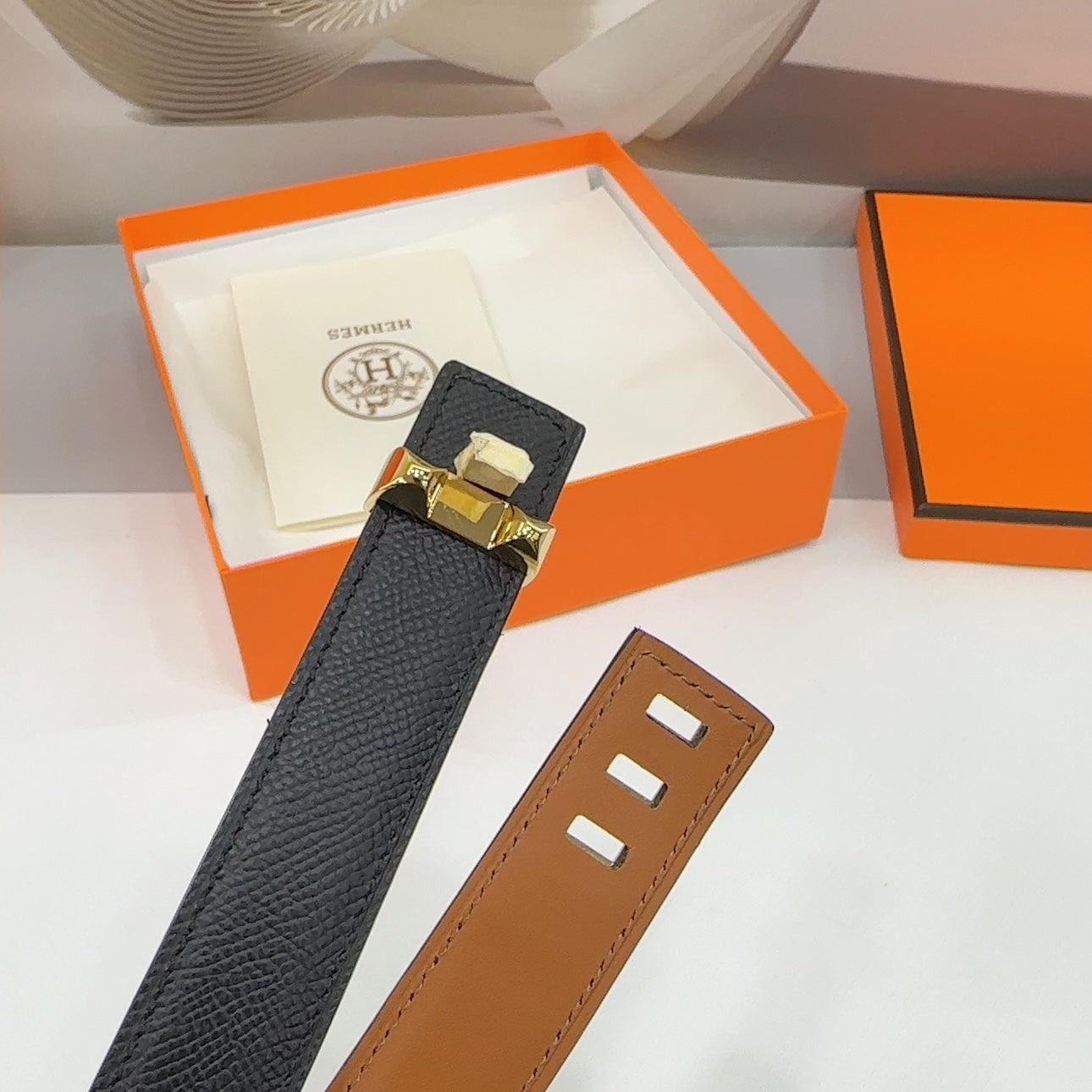 MAISON C.D.C. LEATHER BELT — BLACK EPSOM (GOLD HARDWARE, 30MM)