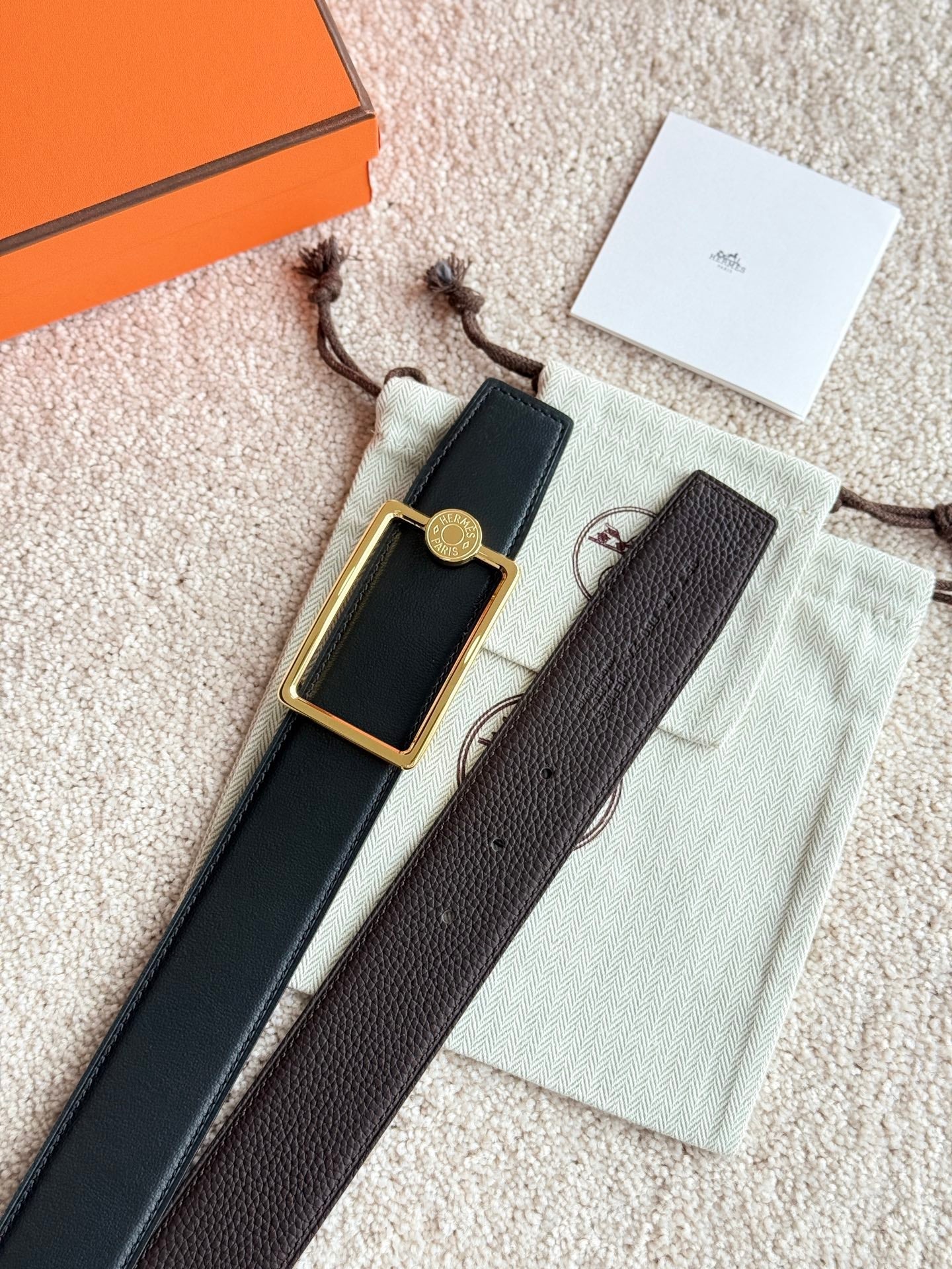 HELENE OSCAR REVERSIBLE LEATHER BELT — BLACK & CHOCOLATE (GOLD HARDWARE, 38MM)