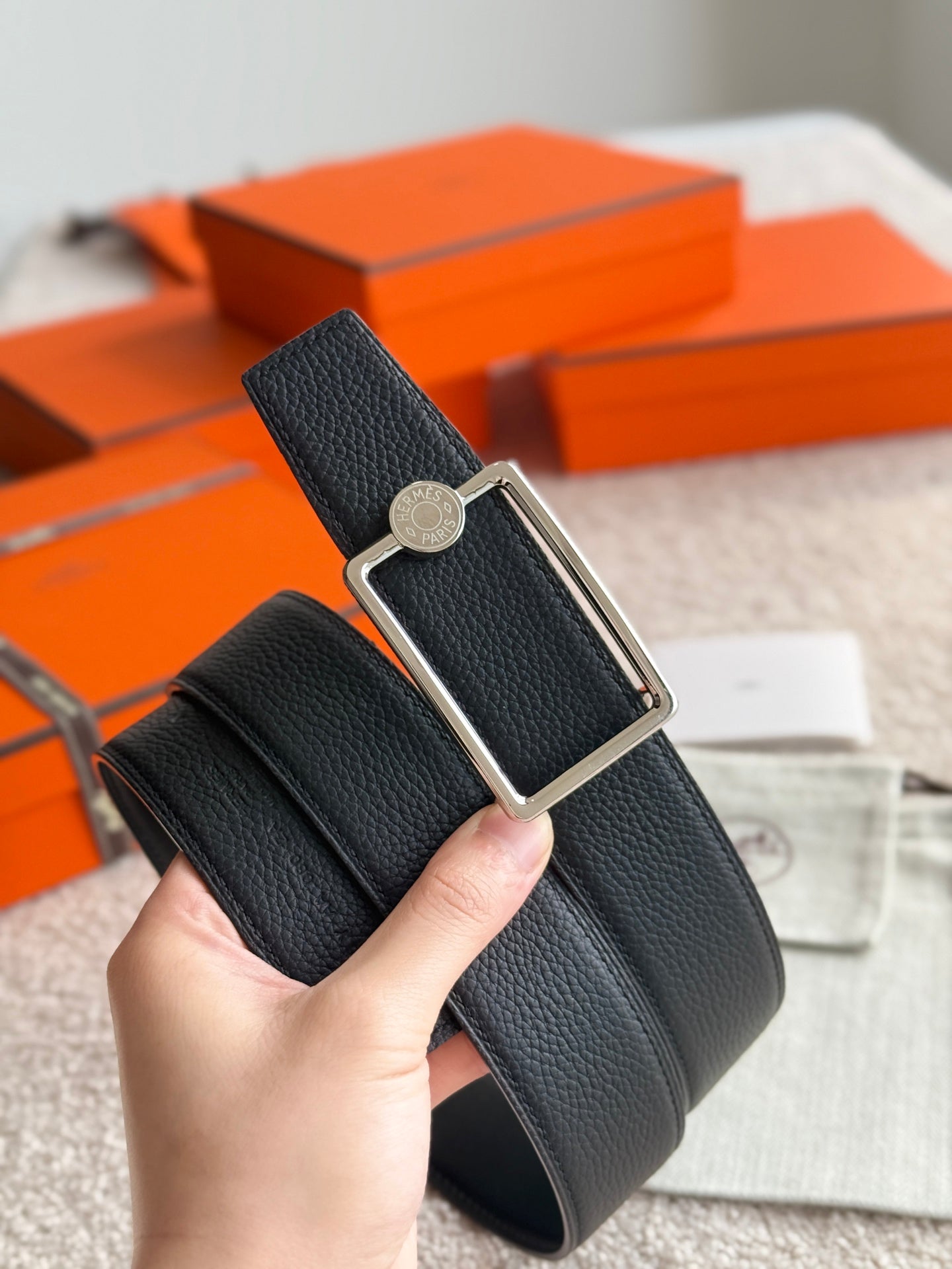 HELENE OSCAR LEATHER BELT — BLACK (SILVER HARDWARE, 38MM)