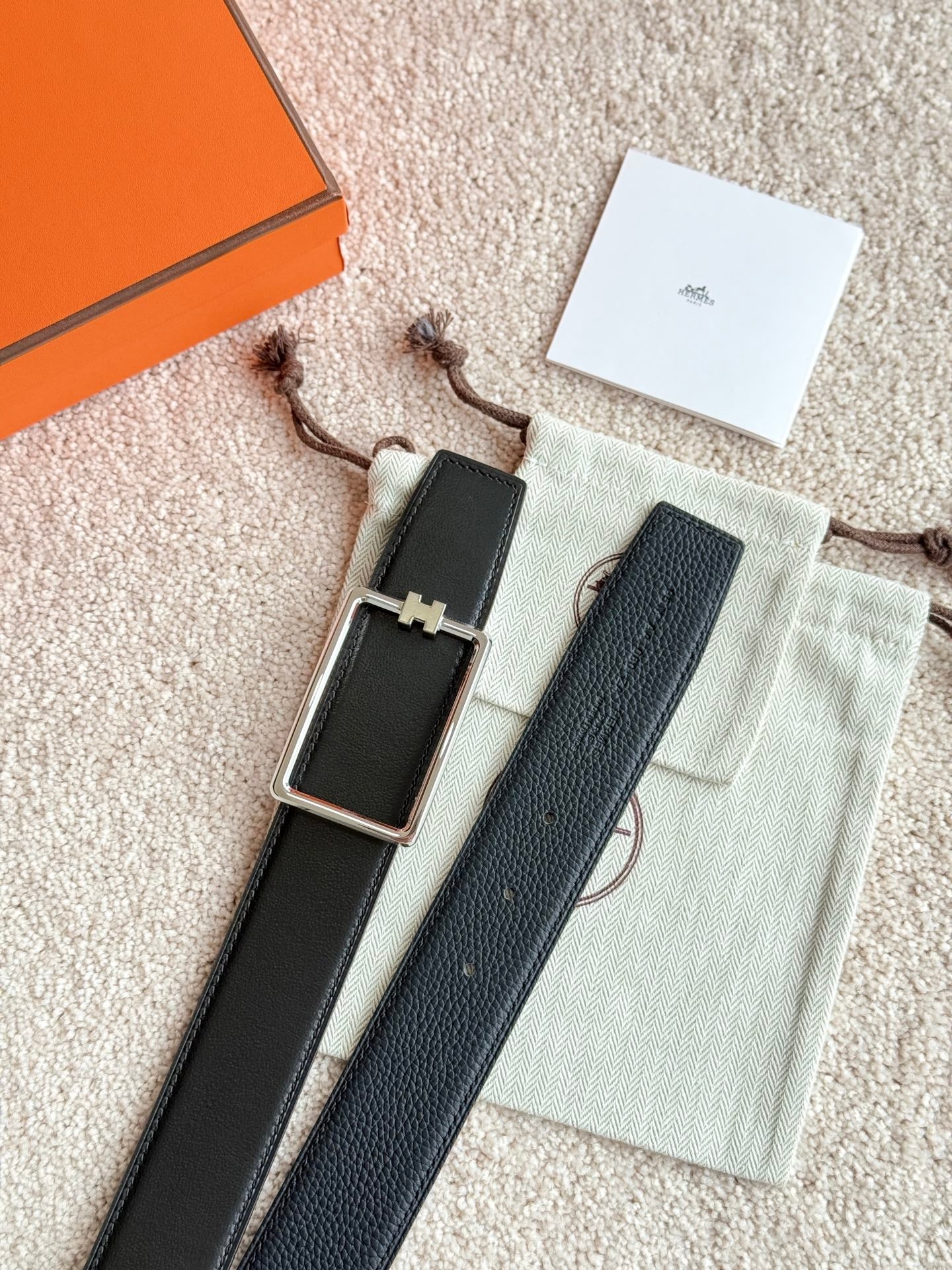 HELENE TUBE H LEATHER BELT — BLACK (SILVER HARDWARE, 38MM)