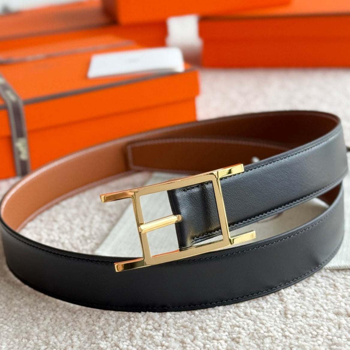 HELENE QUENTIN REVERSIBLE LEATHER BELT — BLACK & BROWN (GOLD HARDWARE, 32MM)