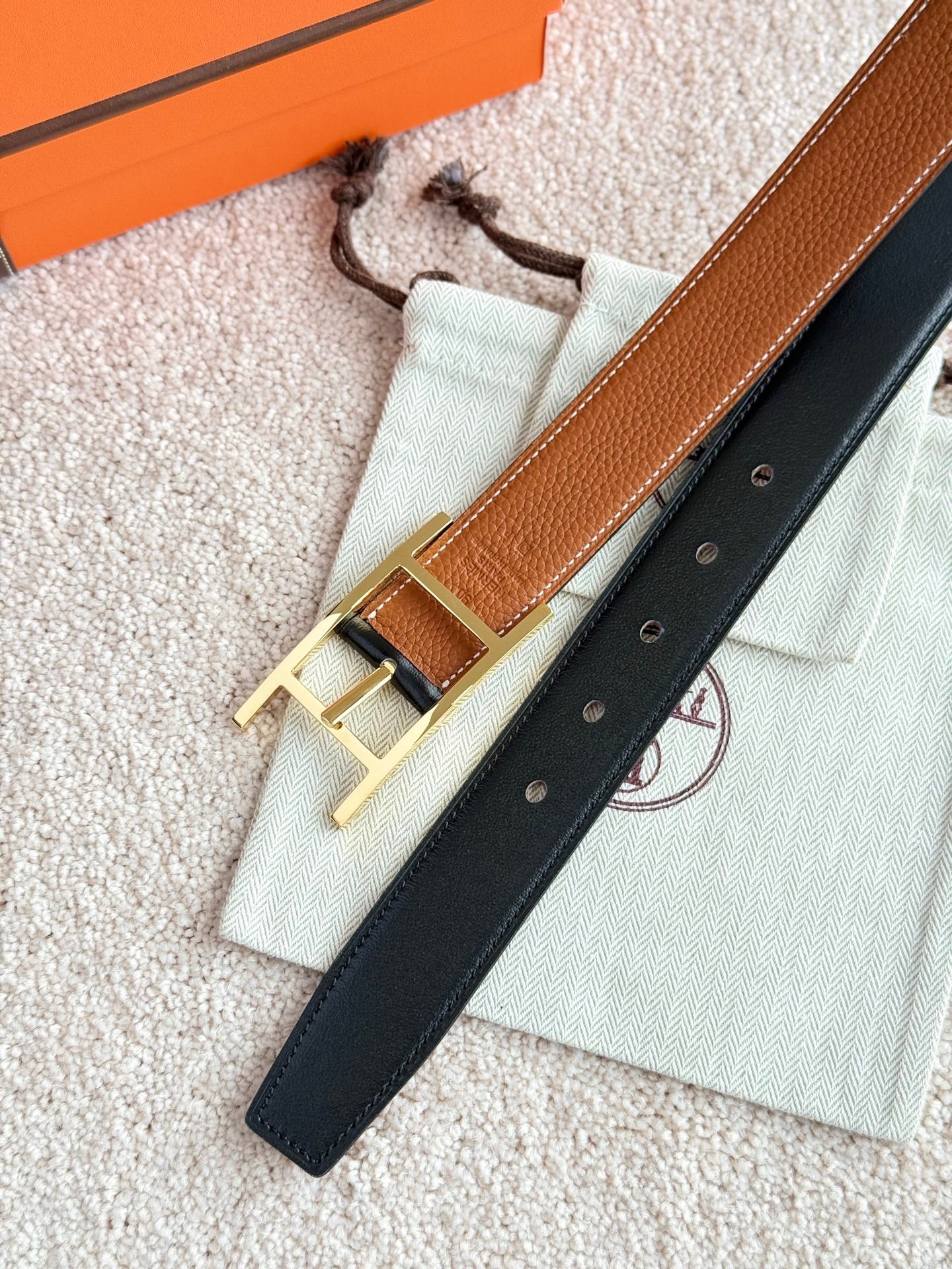 HELENE QUENTIN REVERSIBLE LEATHER BELT — BLACK & BROWN (GOLD HARDWARE, 32MM)