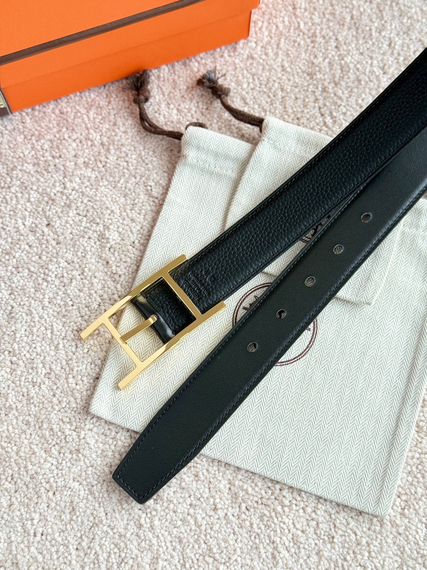 HELENE QUENTIN LEATHER BELT — BLACK (GOLD HARDWARE, 32MM)