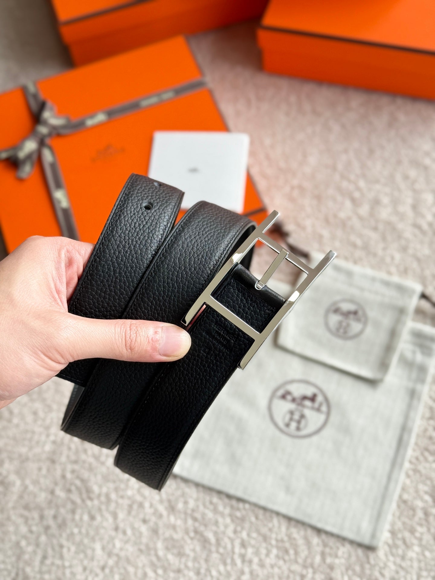 HELENE QUENTIN LEATHER BELT — BLACK (SILVER HARDWARE, 32MM)