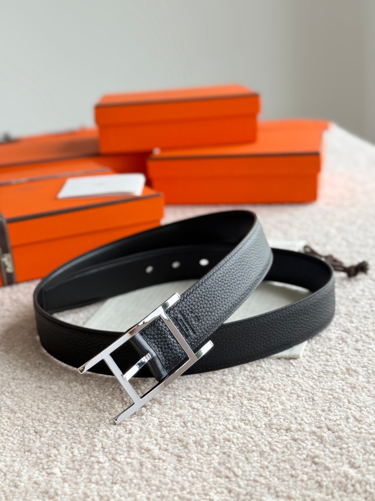 HELENE QUENTIN LEATHER BELT — BLACK (SILVER HARDWARE, 32MM)