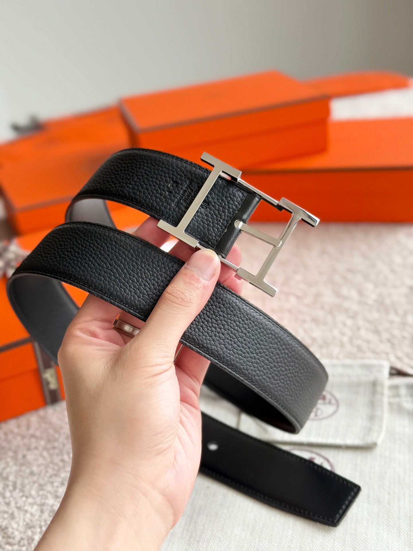 HELENE HADRIEN REVERSIBLE LEATHER BELT — BLACK (SILVER HARDWARE, 38MM)