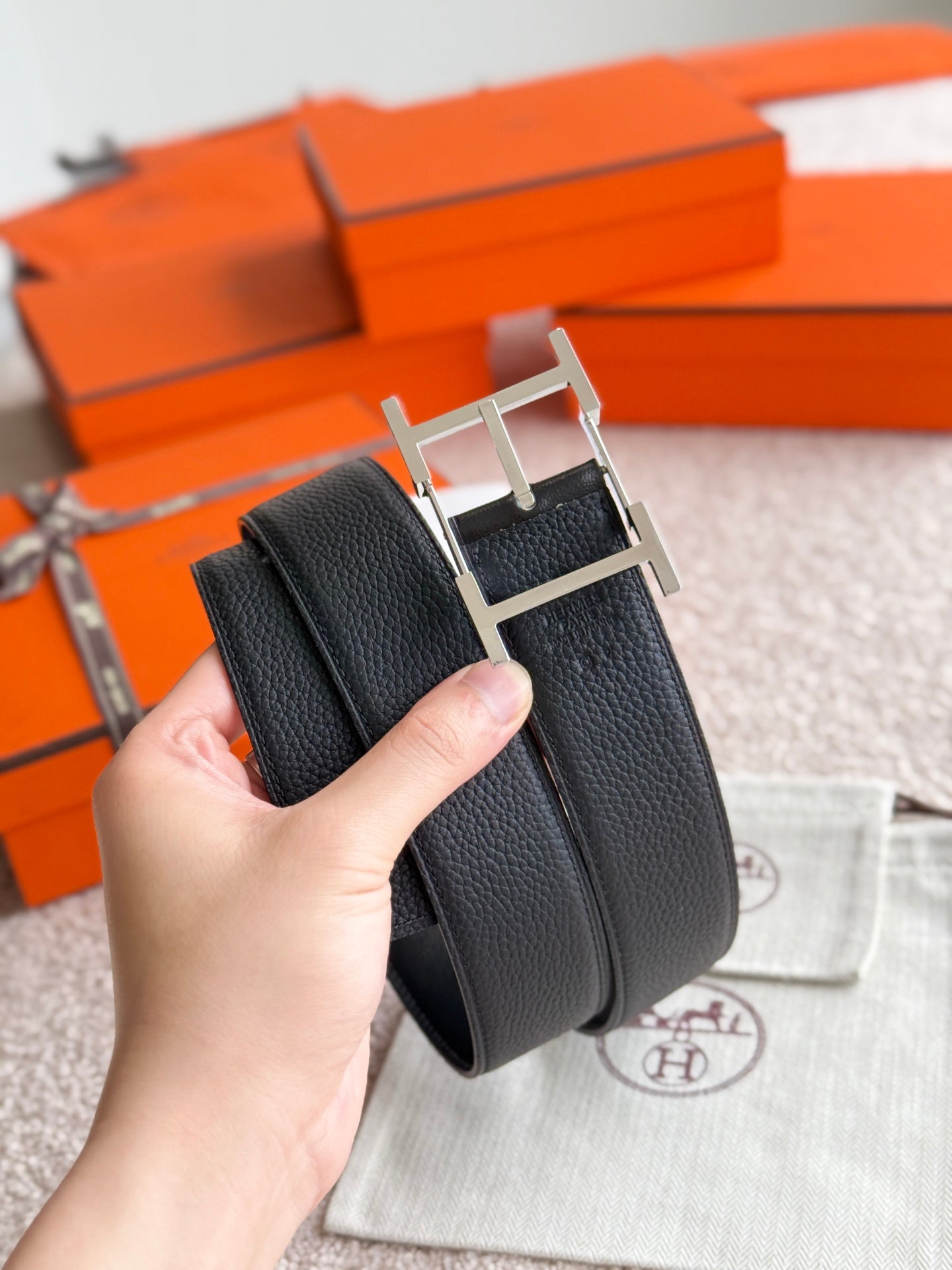 HELENE HADRIEN REVERSIBLE LEATHER BELT — BLACK (SILVER HARDWARE, 38MM)