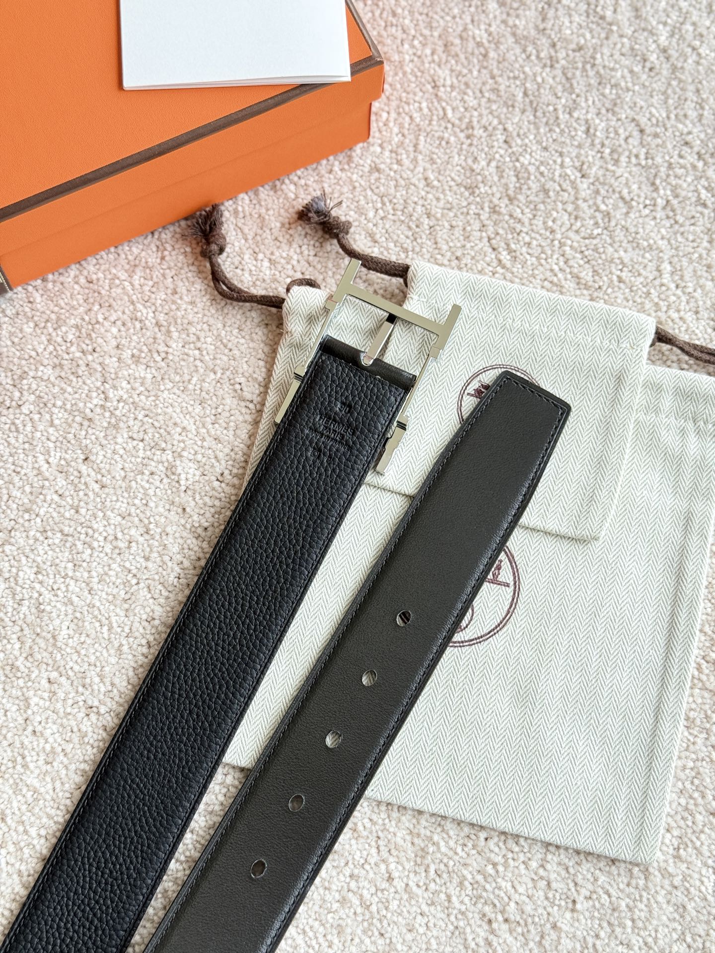 HELENE HADRIEN REVERSIBLE LEATHER BELT — BLACK (SILVER HARDWARE, 38MM)