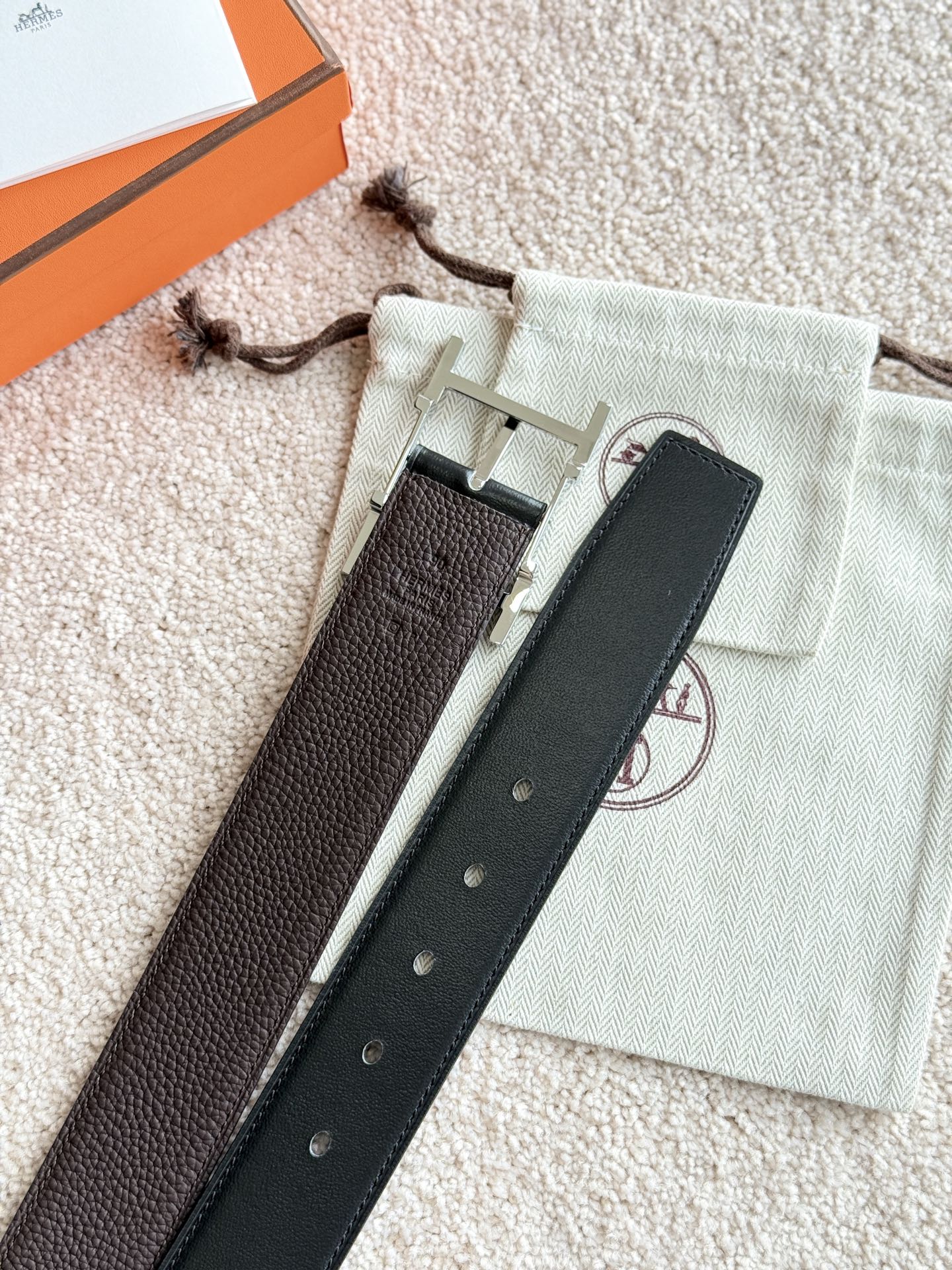 HELENE HADRIEN REVERSIBLE LEATHER BELT — BLACK & CHOCOLATE (SILVER HARDWARE, 38MM)