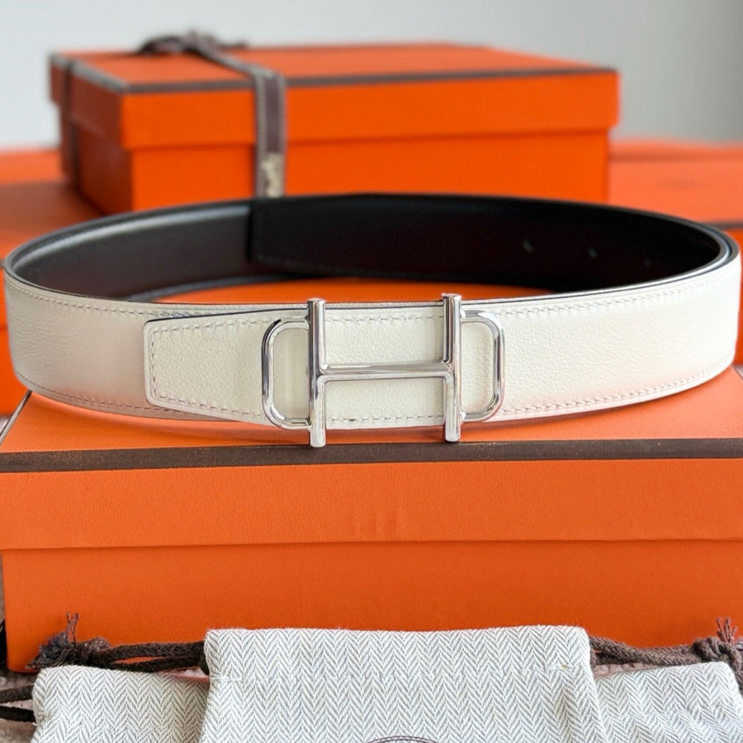 HELENE ROYAL LEATHER BELT — IVORY (SILVER HARDWARE, 32MM)